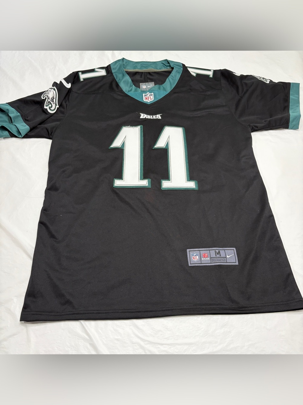 Nike Carson Wentz Philadelphia Eagles #11 NFL On Field Football Jersey Men’s M